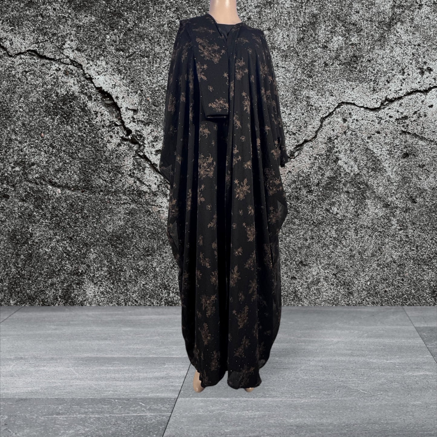 Geometric Luxe Abaya